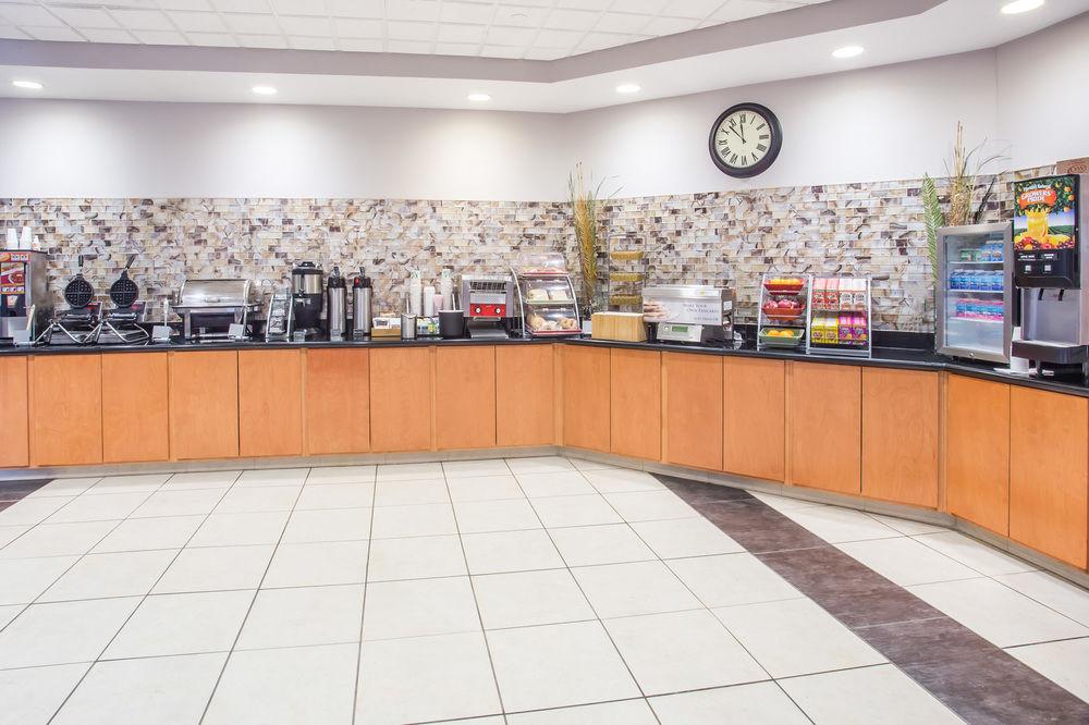 Western Champaign/urbana Hotel